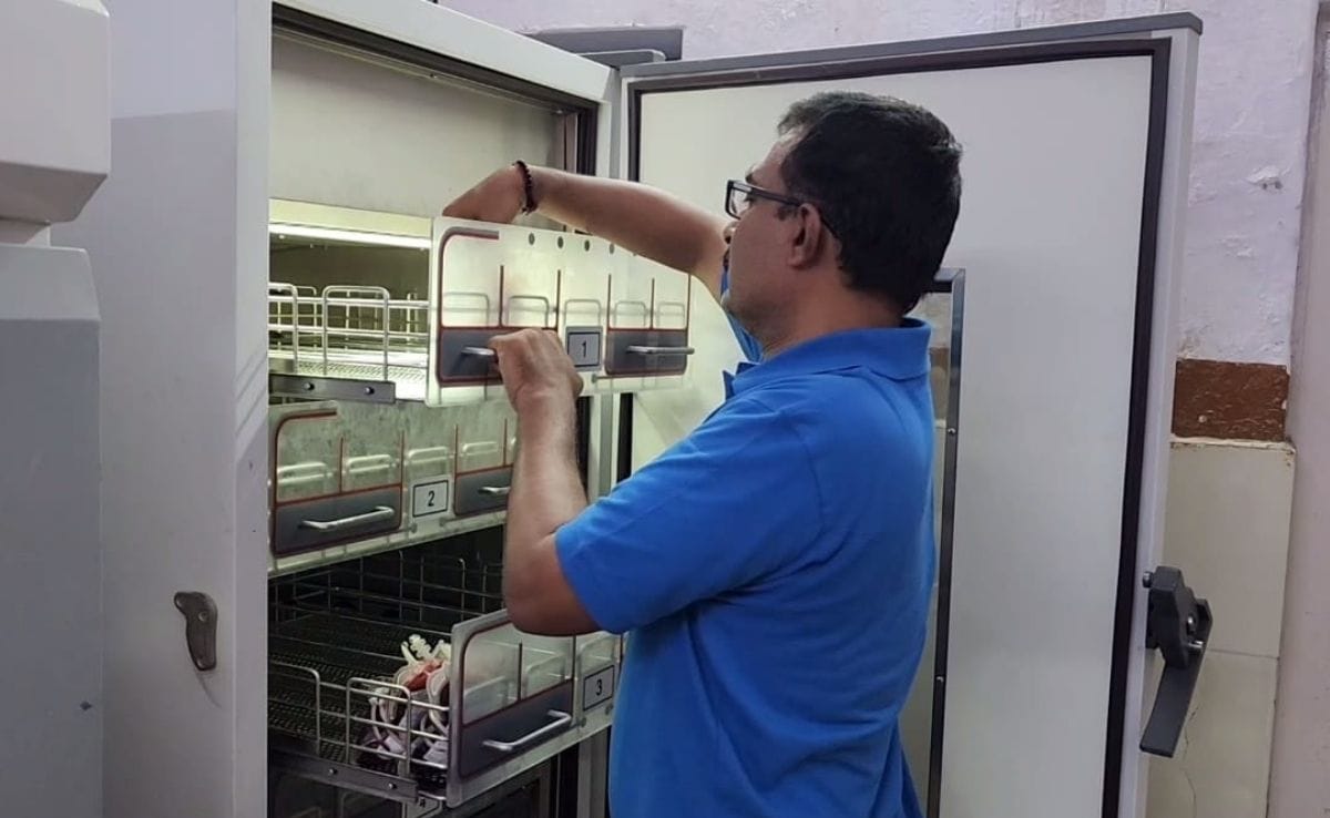 Systemic Lapses In Blood Bank Regulations Lead To HIV Infections Among Thalassaemic Children In India