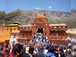 Char Dham Yatra 2024: गंगोत्री और यमुनोत्री धाम में भक्तों की भारी भीड़, बढ़ाई जा रही सुविधाएं Char Dham Yatra 2024: गंगोत्री और यमुनोत्री धाम में भक्तों की भारी भीड़, बढ़ाई जा रही सुविधाएं