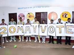 क्या है 'गेटवे ऑफ झारखंड' कोडरमा का चुनावी हाल, मुकाबले को त्रिकोणीय बना रहा यह उम्मीदवार क्या है 'गेटवे ऑफ झारखंड' कोडरमा का चुनावी हाल, मुकाबले को त्रिकोणीय बना रहा यह उम्मीदवार