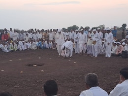 लोकसभा निवडणुकीनंतर देशात कोणाची सत्ता येणार?  भेंडवळचं  मोठं भाकीत जाहीर लोकसभा निवडणुकीनंतर देशात कोणाची सत्ता येणार?  भेंडवळचं  मोठं भाकीत जाहीर