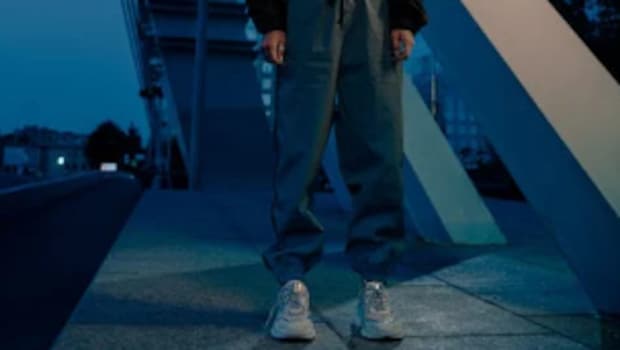 Best Deals On Women's Trousers From Myntra