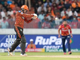 "26 गेंद में 103 रन", अभिषेक शर्मा का आया भूचाल, 14 छक्के और 4 चौके लगाकर मचाई खलबली, Video