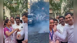 सुप्रिया सुळेंच्या कार्यकर्त्यांनी उधळला विजयाचा गुलाल, निवडणुकीच्या निकालाआधीच सेलिब्रेशन