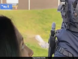 Cop In US Fired After Groping Adult Content Creator In Staged Traffic Stop Stunt Cop In US Fired After Groping Adult Content Creator In Staged Traffic Stop Stunt