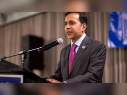 अब समय आ गया कि अमेरिका में हर पद के लिए भारतवंशी चुनाव लड़े : सांसद राजा कृष्णमूर्ति अब समय आ गया कि अमेरिका में हर पद के लिए भारतवंशी चुनाव लड़े : सांसद राजा कृष्णमूर्ति