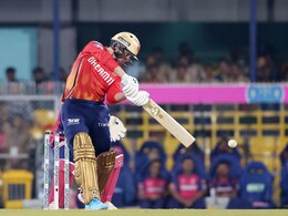 IPL 2023 RR vs PBKS : सैम कुर्रन अपनी टीम के लिए बने 'वन मैन आर्मी', धुआंधार पारी से पंजाब को जिताया IPL 2023 RR vs PBKS : सैम कुर्रन अपनी टीम के लिए बने 'वन मैन आर्मी', धुआंधार पारी से पंजाब को जिताया