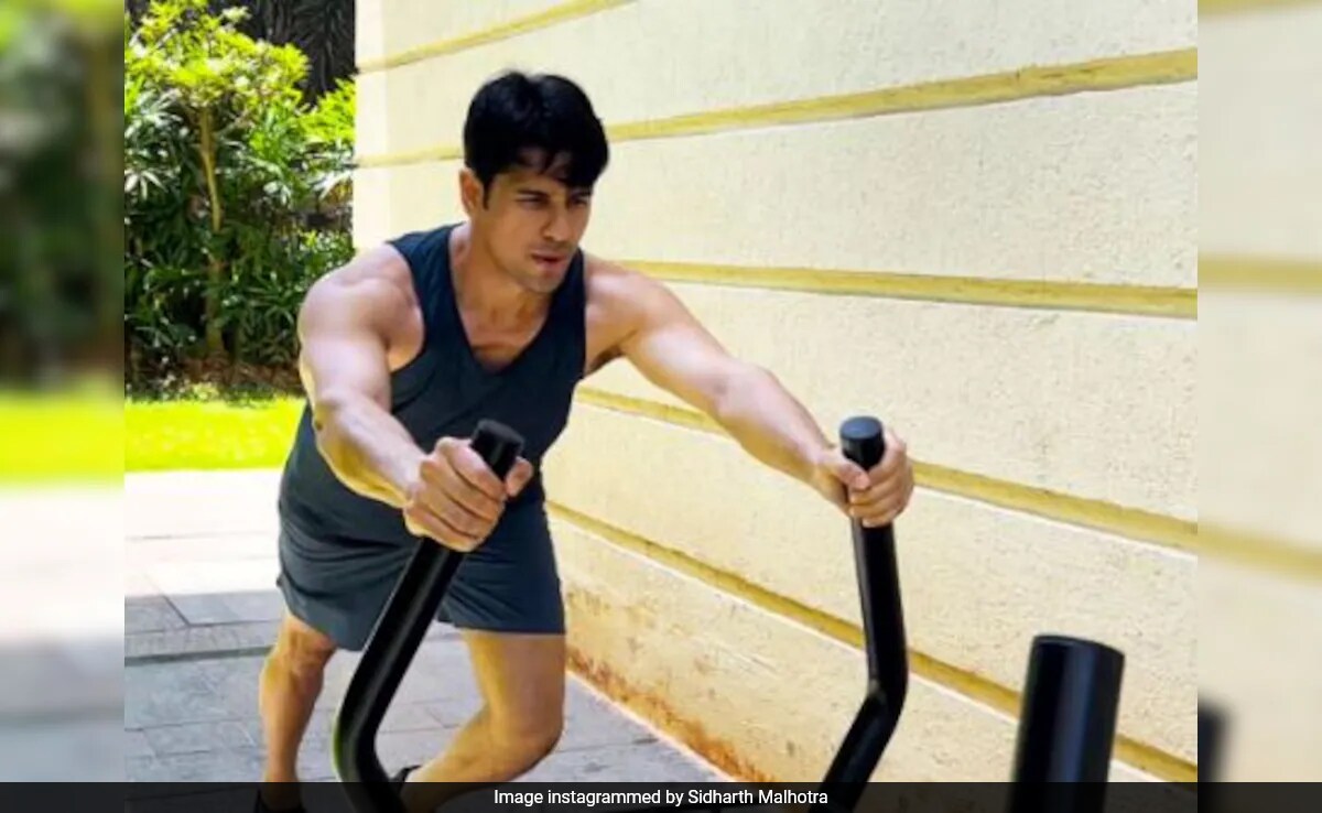 Sidharth Malhotra's Gym Motivation: "Push Your Limits." We Agree