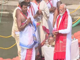 PM Modi Prays At Varanasi Ghat, Will File Nomination Today PM Modi Prays At Varanasi Ghat, Will File Nomination Today
