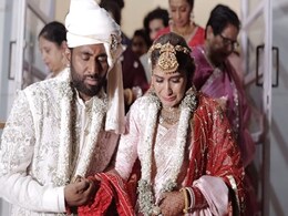 विदाई पर फफक-फफक कर रोती दिखीं आरती सिंह, वीडियो देख नम हुई फैन्स की आंखें विदाई पर फफक-फफक कर रोती दिखीं आरती सिंह, वीडियो देख नम हुई फैन्स की आंखें