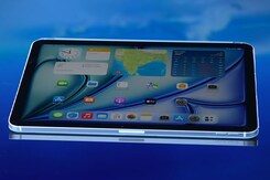 Gadgets 360 With Technical Guruji: A Closer Look at the New iPad Air and iPad Pro Gadgets 360 With Technical Guruji: A Closer Look at the New iPad Air and iPad Pro