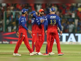 RCB ला प्ले ऑफ गाठण्यासाठी CSK नाही तर 'हा' आहे अडथळा RCB ला प्ले ऑफ गाठण्यासाठी CSK नाही तर 'हा' आहे अडथळा