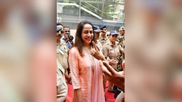 From Suniel Shetty To Hema Malini, Bollywood Celebrities Cast Their Vote In Mumbai