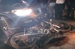 Speeding BMW SUV Hits Motorcycle In Punjab's Mohali, 1 Dead, 2 Injured Speeding BMW SUV Hits Motorcycle In Punjab's Mohali, 1 Dead, 2 Injured