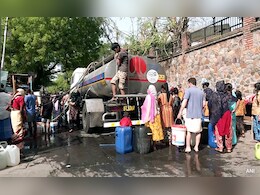 दिल्लीवालों पानी स्टोरेज कर लो! इन इलाकों में कल से 18 घंटे तक नहीं होगी सप्लाई दिल्लीवालों पानी स्टोरेज कर लो! इन इलाकों में कल से 18 घंटे तक नहीं होगी सप्लाई