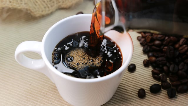 Drinking coffee without sugar may lower your risk of developing type 2 diabetes