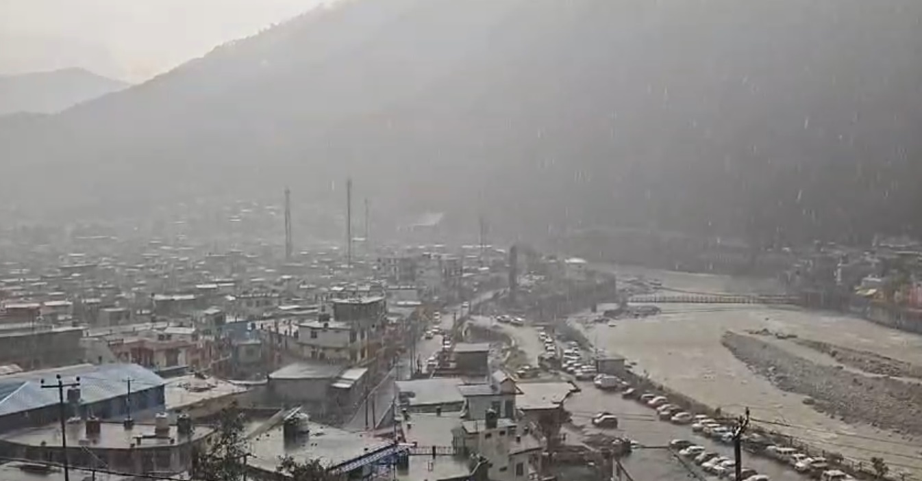 Rain In Gangotri, Snowfall In Badrinath Day After Char Dham Yatra Began