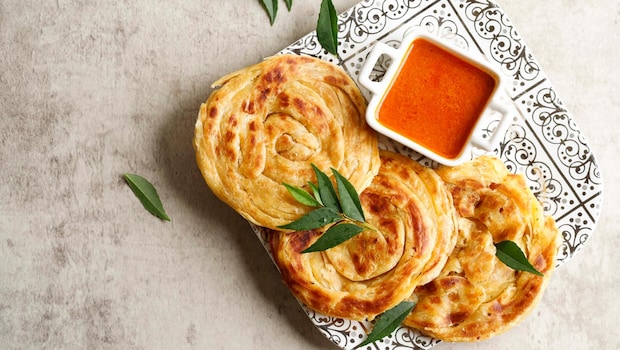 Top 7 Restaurants To Tear Into The Perfect Kerala Parotta In Delhi