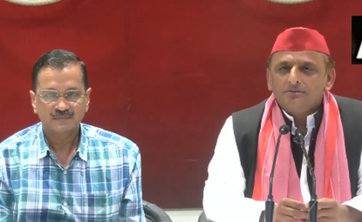 अखिलेश बोले 140, केजरीवाल ने दी 220, जानें दोनों ने साथ मिलकर BJP की सीटों पर की क्या भविष्यवाणी