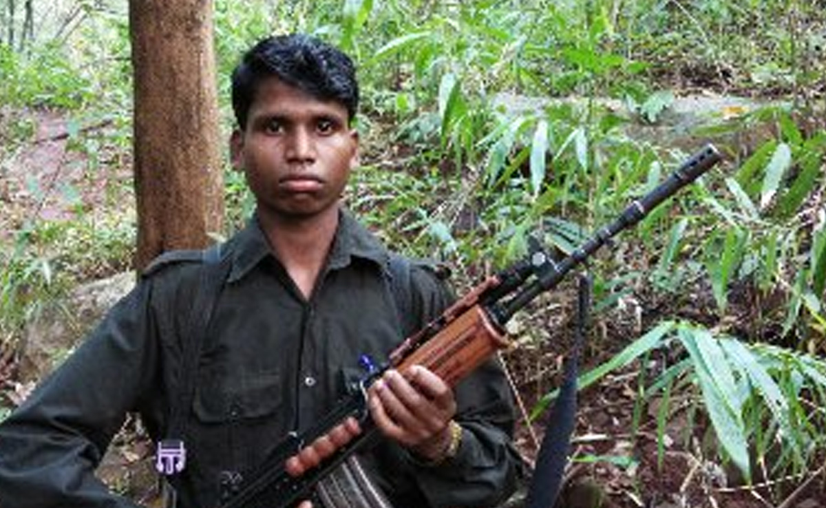 Naxali Encounter:  सेंट्रल कमेटी के नक्सली गणेश उइके को लगा बड़ा झटका , मुठभेड़ में मारा गया गनमैन 
