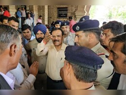 Jolly LLB-3 Controversies: जॉली LLB-3 के सेट RPF जवान और वकीलों में विवाद, जानिए क्यों विवादों में घिरे हैं अक्षय कुमार, अशरद वारसी