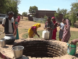 Water Crisis: डिंडौरी के बजाग में पानी के लिए भटक रहे ग्रामीण, बावली का दूषित पानी पीने को लोग मजबूर