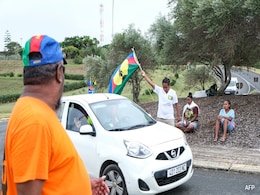 1 Dead, Hundreds Injured As Riots Sweep New Caledonia 1 Dead, Hundreds Injured As Riots Sweep New Caledonia