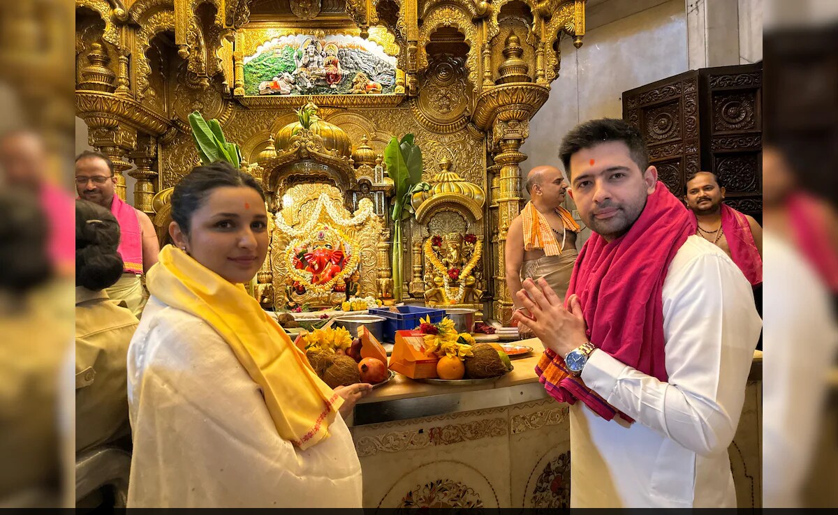 Watch: Parineeti Chopra, Raghav Chadha Offer Prayers At Siddhivinayak Temple