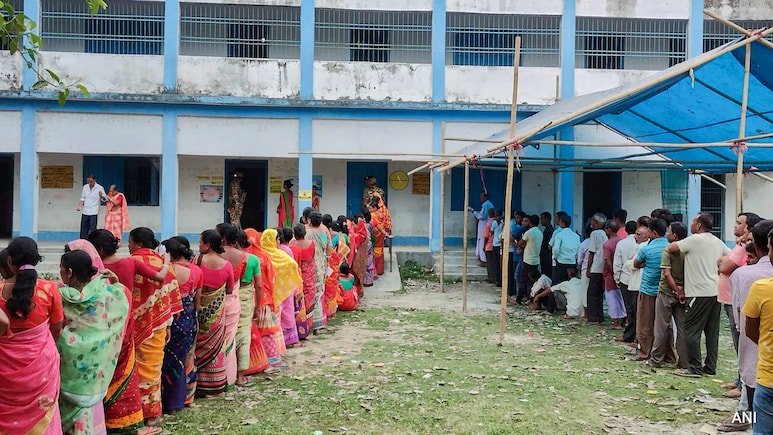 In Bengal, Poll Body Identifies 3 Booths Without A 'Self' Voter