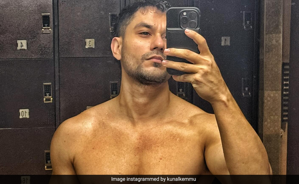 Kunal Kemmu's Shirtless Selfie Showcasing His Ripped Physique Is The Only Weekend Motivation We Need