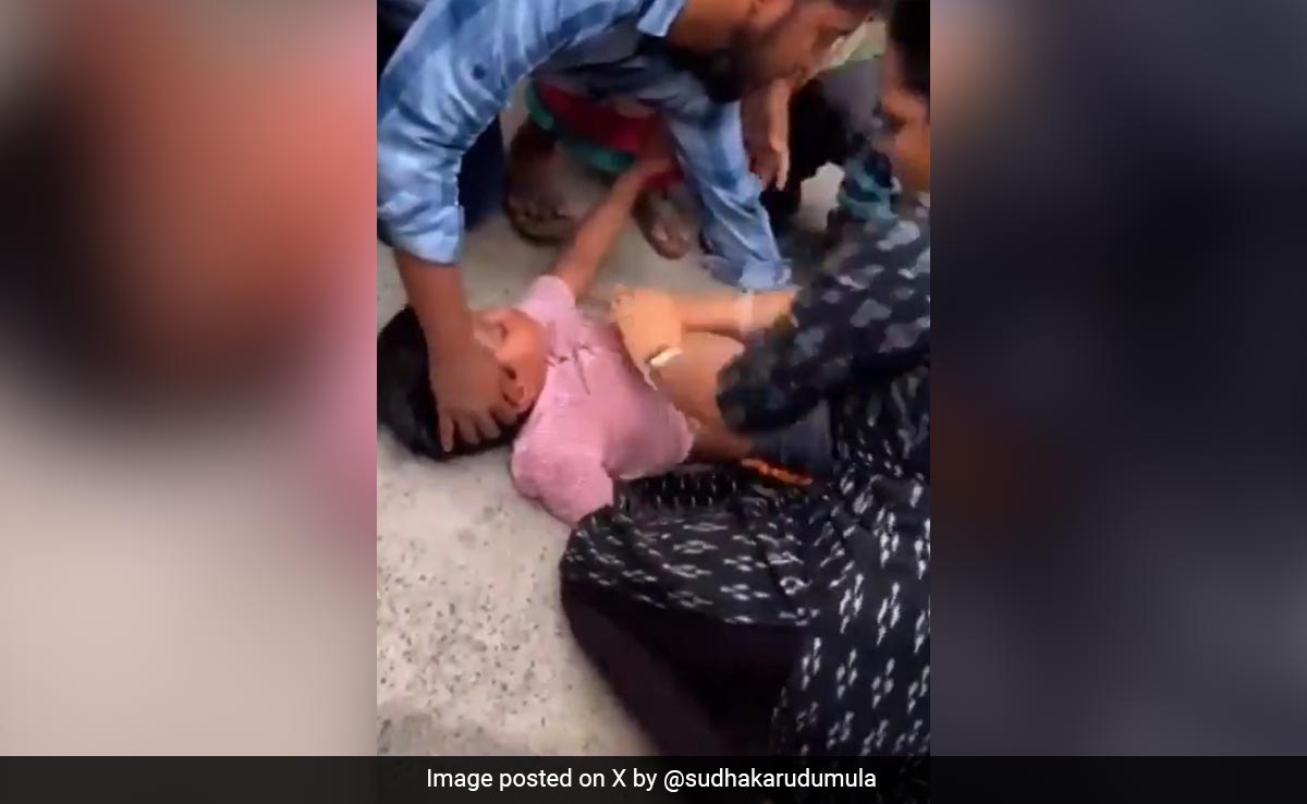 Video: Andhra Doctor Saves 6-Year-Old's Life By Giving CPR Along The Road