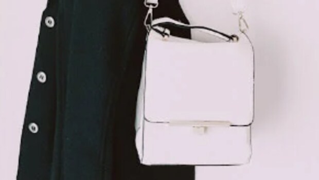 Best Deals On Handbags From Myntra