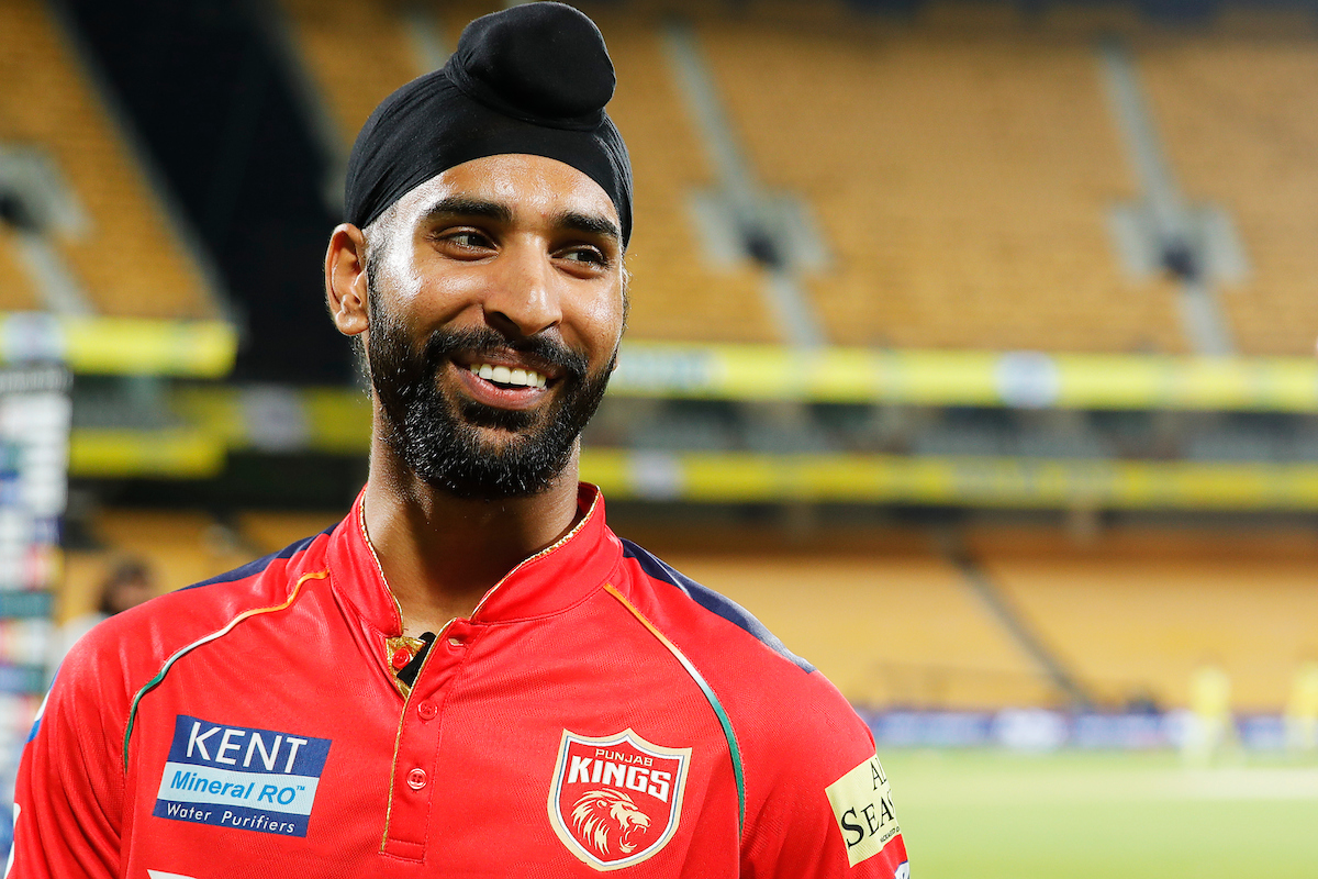 Punjab Kings Star Hilariously Calls Out 'Fake' Fan - Video Goes Viral