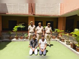 IPL मैच में सट्टा लगा रहे सट्टोरियों पर बड़ी कार्रवाई, चार गिरफ्तार; लैपटॉप-मोबाइल बरामद