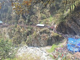 चारधाम यात्रेचं 2 दिवसात कोसळलं नियोजन, हा Video आहे गंभीर इशारा