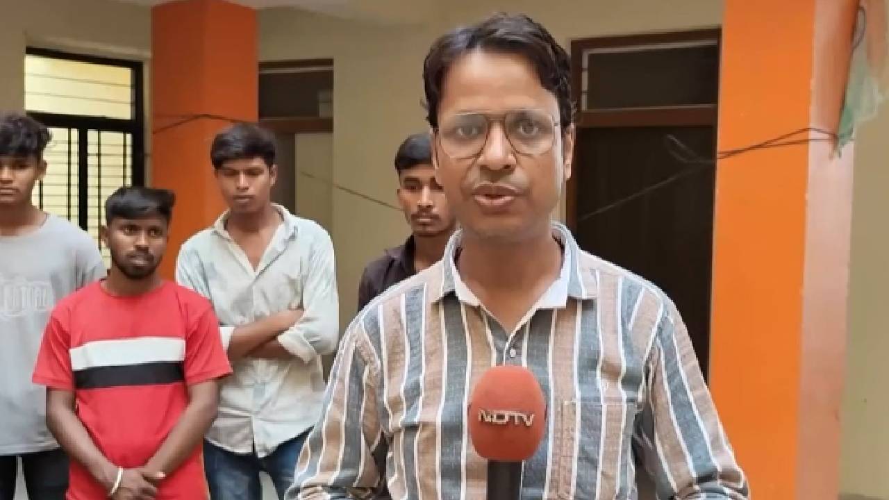 Lok Sabha Election 2024: Dhar के युवा Voters की क्या हैं आने वाली सरकार से उम्मीदें? |BJP | Congress