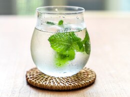 कब्ज से छुटकारा पाने के लिए सुबह पिएं पुदीने का पानी, सारी गंदगी निकल जाएगी बाहर, जानें बनाने का तरीका कब्ज से छुटकारा पाने के लिए सुबह पिएं पुदीने का पानी, सारी गंदगी निकल जाएगी बाहर, जानें बनाने का तरीका