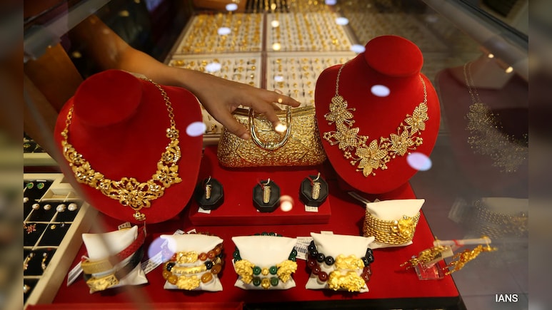 सोने की कीमत बढ़ी, जानें 10 ग्राम का रेट, चांदी का भाव भी जानें