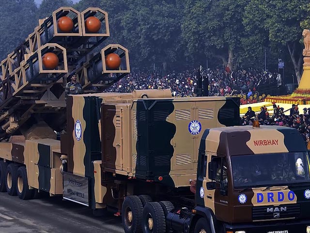 India Defence News | Defending India, With Vishnu Som | Episode 03