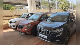 शाळकरी मुलांनी रिल्ससाठी चोरल्या महागड्या कार, एका चुकीमुळं फुटलं बिंग