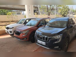 शाळकरी मुलांनी रिल्ससाठी चोरल्या महागड्या कार, एका चुकीमुळं फुटलं बिंग