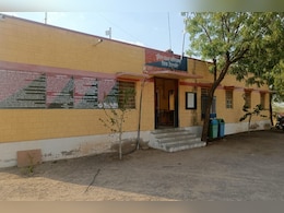 युवक की हरकत से पुलिस का दिमाग उलझा, 40 दिन पहले दफनाए शव को खोदा, फिर किया ऐसा काम...