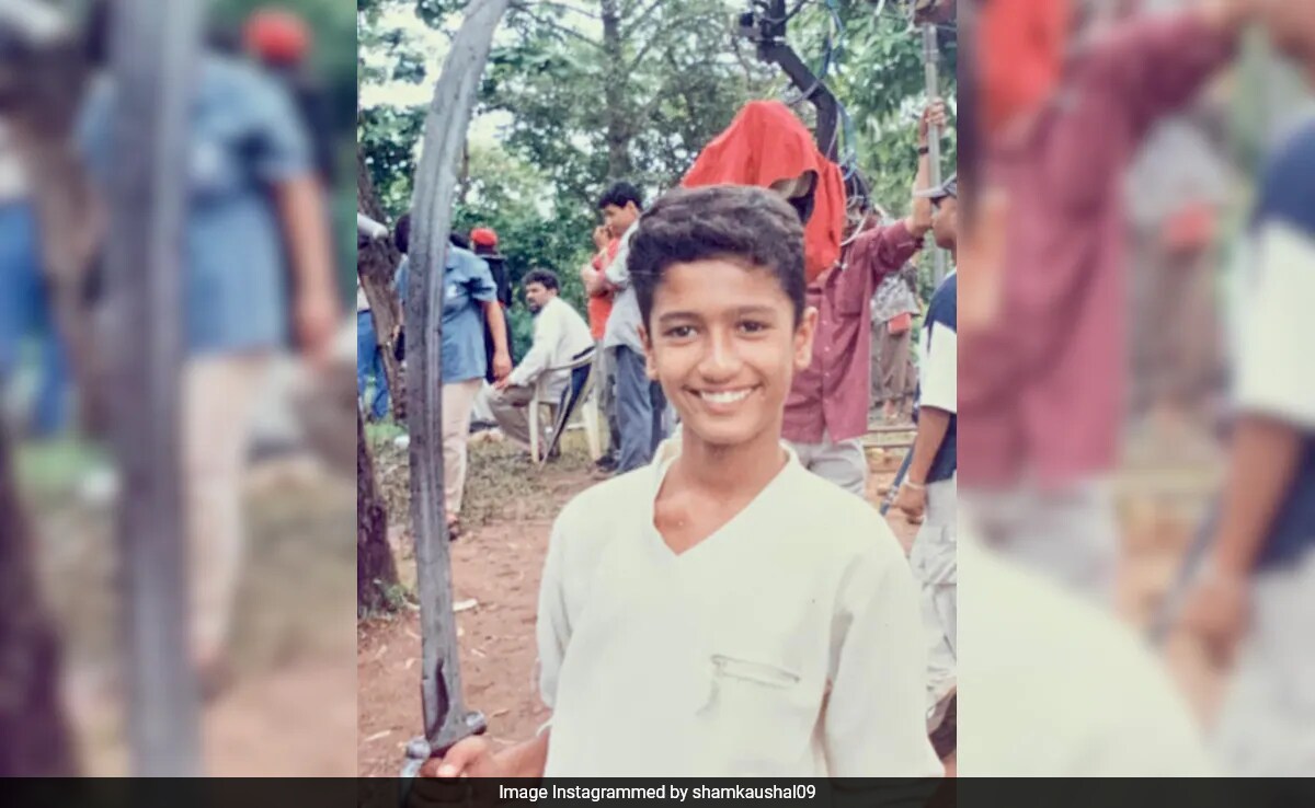 Birthday Boy Vicky Kaushal In A Throwback From <i>Asoka</i> Sets. Circa 2001