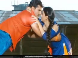 खेसारी लाल यादव और अक्षरा सिंह का ये एक्शन सीन देख भूल जाएंगे गुरुत्वाकर्षण का नियम, बार-बार देखेंगे वीडियो खेसारी लाल यादव और अक्षरा सिंह का ये एक्शन सीन देख भूल जाएंगे गुरुत्वाकर्षण का नियम, बार-बार देखेंगे वीडियो