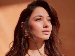 तमन्ना भाटिया ने ट्राई किया मैंगो क्रोसेंट, जानिए इसको खाने के बाद उन्होंने क्या कहा...