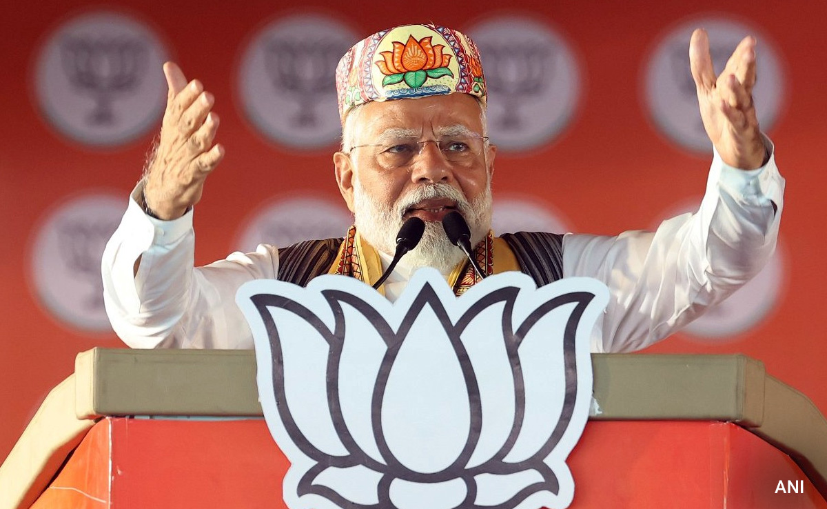 Lalu Yadav Tried To Shield Godhra Train Burning Accused: PM In Bihar
