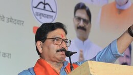 EVM शी जोडलेला होता वायकरांच्या निकटवर्तीयाचा फोन? त्या मोबाइलमुळे खळबळ, दोघांना नोटीस