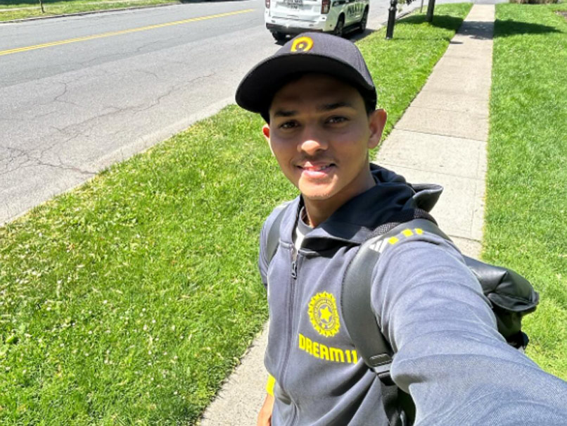 Suryakumar Yadav Trolls Yashasvi Jaiswal With Rohit Sharma's Famous "Garden <i>Mein Ghoomega</i>" Line