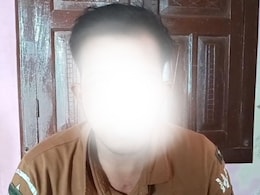 Alwar News: अलवर में युवक को निर्वस्त्र करके पीटा, एक सप्ताह बाद वीडियो सामने आया तो घर वालों ने कराया केस Alwar News: अलवर में युवक को निर्वस्त्र करके पीटा, एक सप्ताह बाद वीडियो सामने आया तो घर वालों ने कराया केस