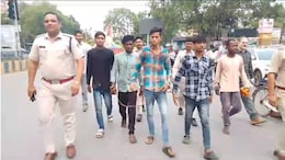 Bilaspur में आरोपियों का निकाला गया जुलूस: हथकड़ी पहना कर थाने से लेकर न्यायालय पहुंची पुलिस, जानें पूरा मामला?