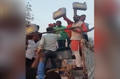 2022 Video Of EVMs Found Inside A Vehicle In UP Linked To 2024 Elections 2022 Video Of EVMs Found Inside A Vehicle In UP Linked To 2024 Elections